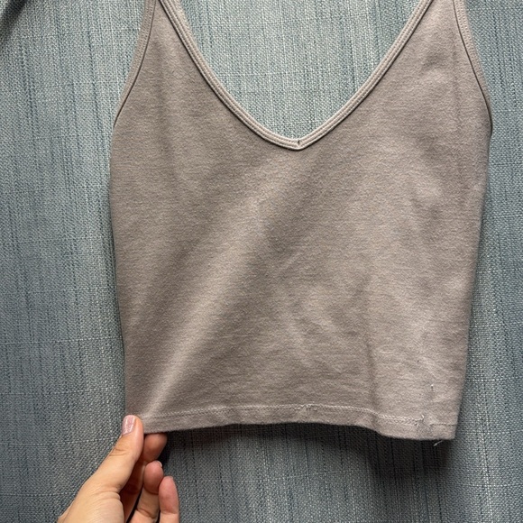 🏁 Aritzia Sunday Best Fitted Crop Camisole size XXS - Picture 3 of 6